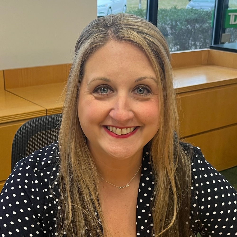 Meet your Posher, Jennifer